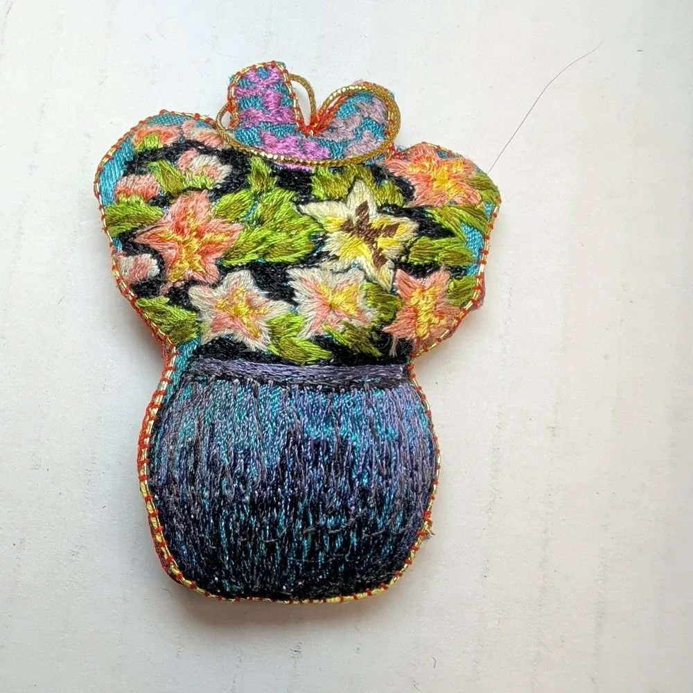 Set of 4 Embroidered Floral Ornaments Sunflower Daffodil Botanical Garden Decor
